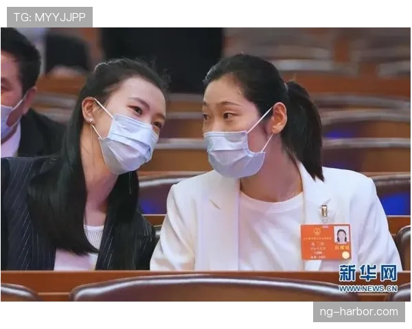 张常宁训练完顺手拎两袋蛋白粉回家,这自律程度谁懂啊 张常宁训练完顺手拎两袋蛋白粉回家,这自律程度谁懂啊