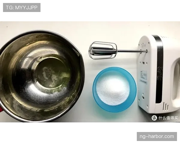 马琳家冰箱里塞满蛋白粉,连饮料都按毫升算 马琳家冰箱里塞满蛋白粉,连饮料都按毫升算